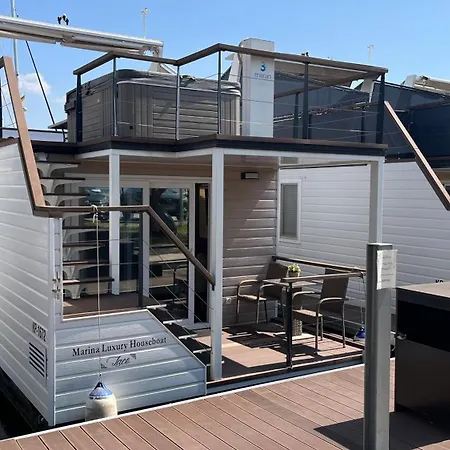 Marina Luxury Houseboat Lace Дом отдыха