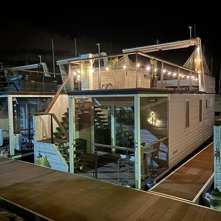 Marina Luxury Houseboat Lace * Portorož