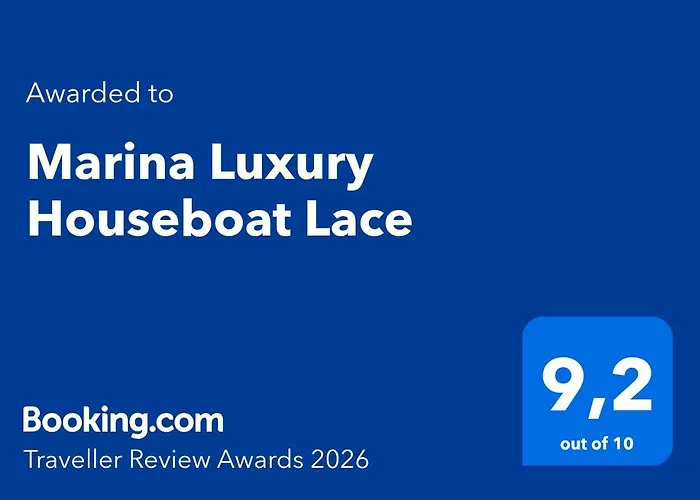 Marina Luxury Houseboat Lace 別荘