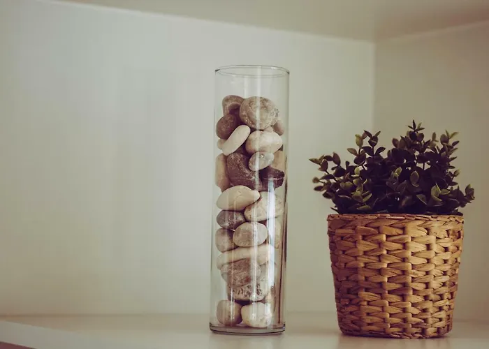 Marina Luxury Houseboat Lace * ポルトローシュ